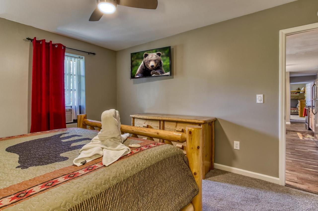 Fun & Games By Honeybearcabins 2Br/1Ba Sleeps 7 Sevierville Exterior foto