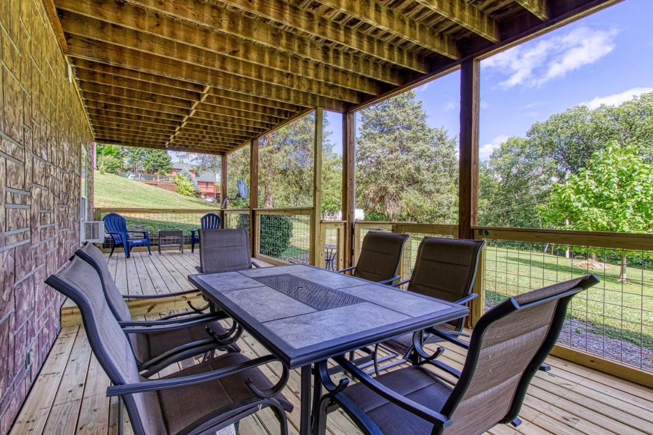 Fun & Games By Honeybearcabins 2Br/1Ba Sleeps 7 Sevierville Exterior foto